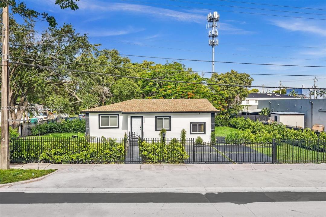 5850 NE 3rd Ave 1, Miami, Floride 33137, États-Unis