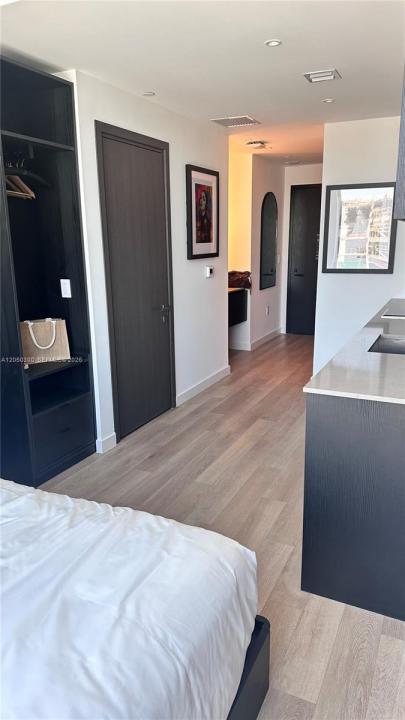 20 NE 11 Street 2212A, Miami, Florida 33132