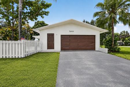 7040 NW 8th Ct, Plantation, Floride 33317, États-Unis