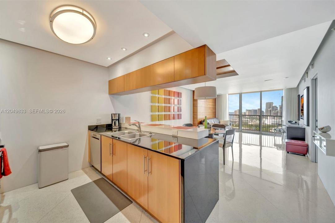 1750 N Bayshore Dr 3910, Miami, Florida 33132, Stati Uniti