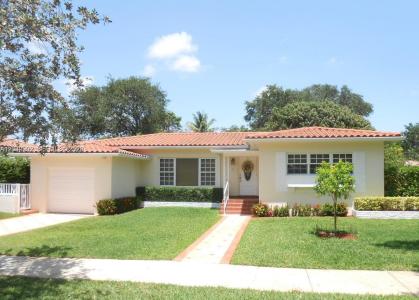 333 NE 102nd St, Miami Shores, Floride 33138, États-Unis