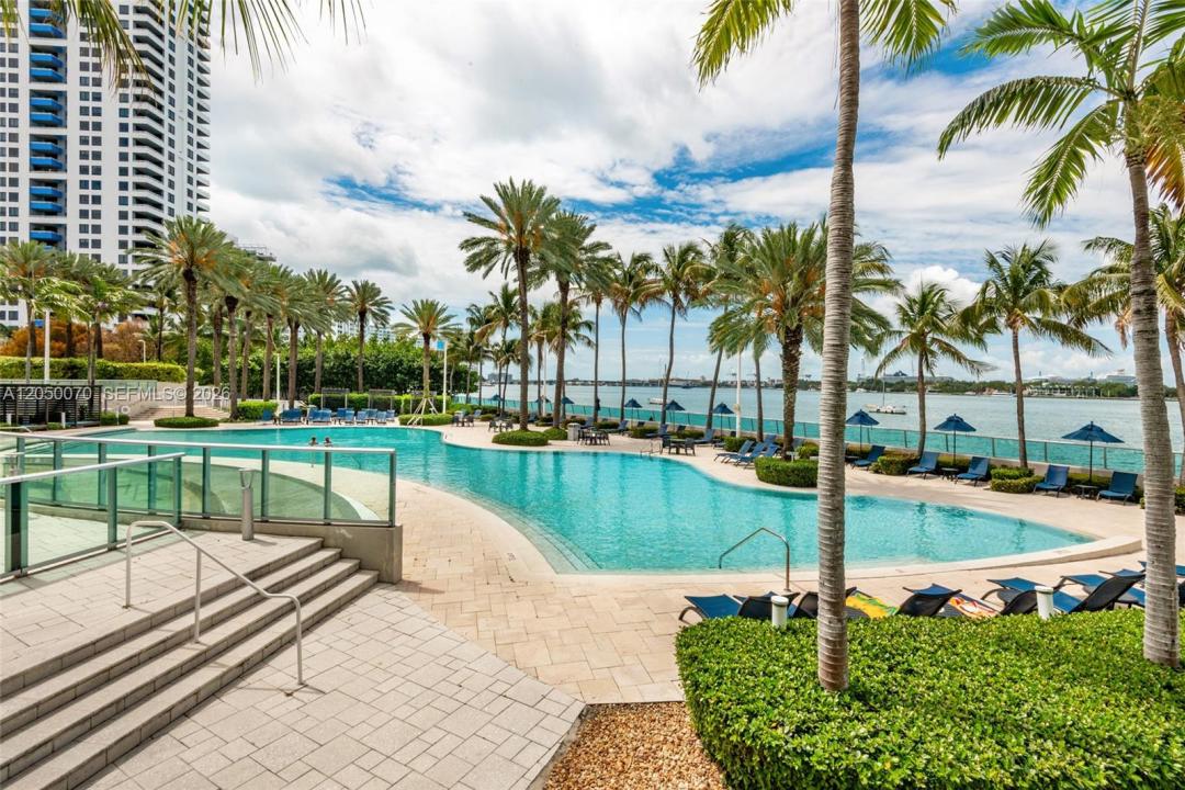 1500 Bay Rd 116S, Miami Beach, Floride 33139, États-Unis