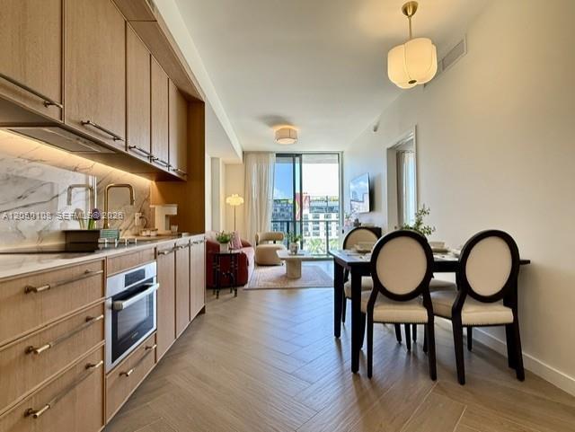 2700 NW 2 Ave 608, Miami, Florida 33127, USA