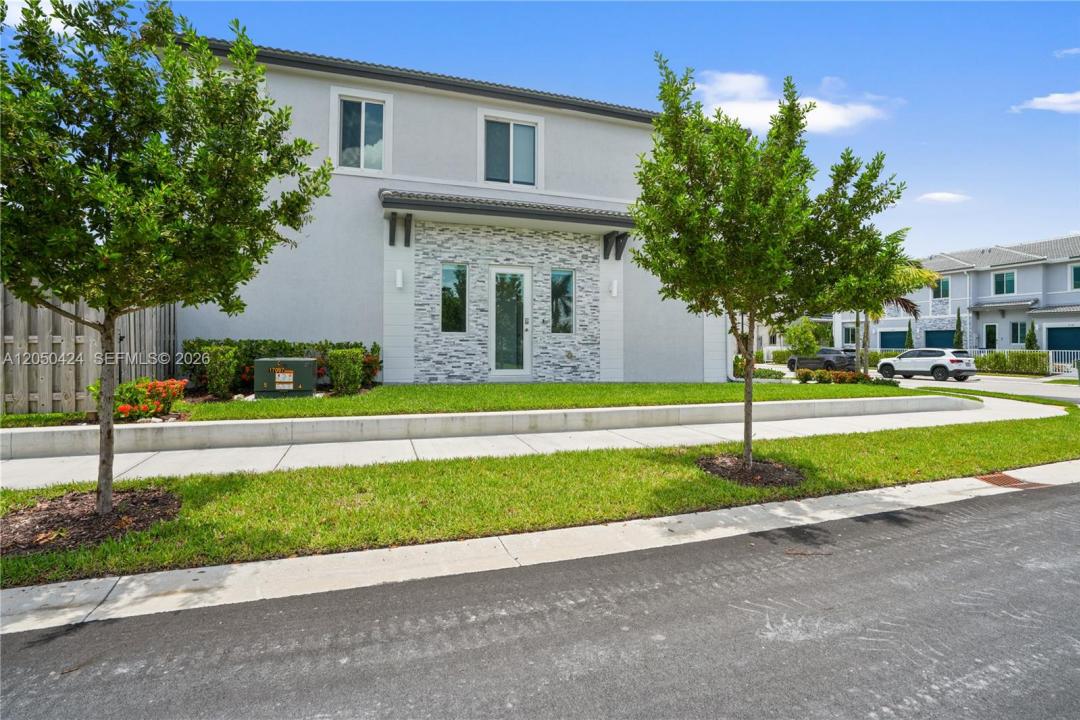 715 SE 15th St ., Homestead, Floride 33034, États-Unis