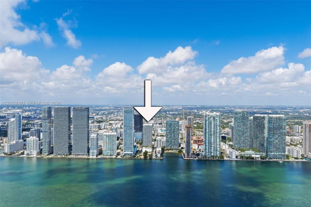 600 NE 27th St 1402, Miami, Florida 33137, USA