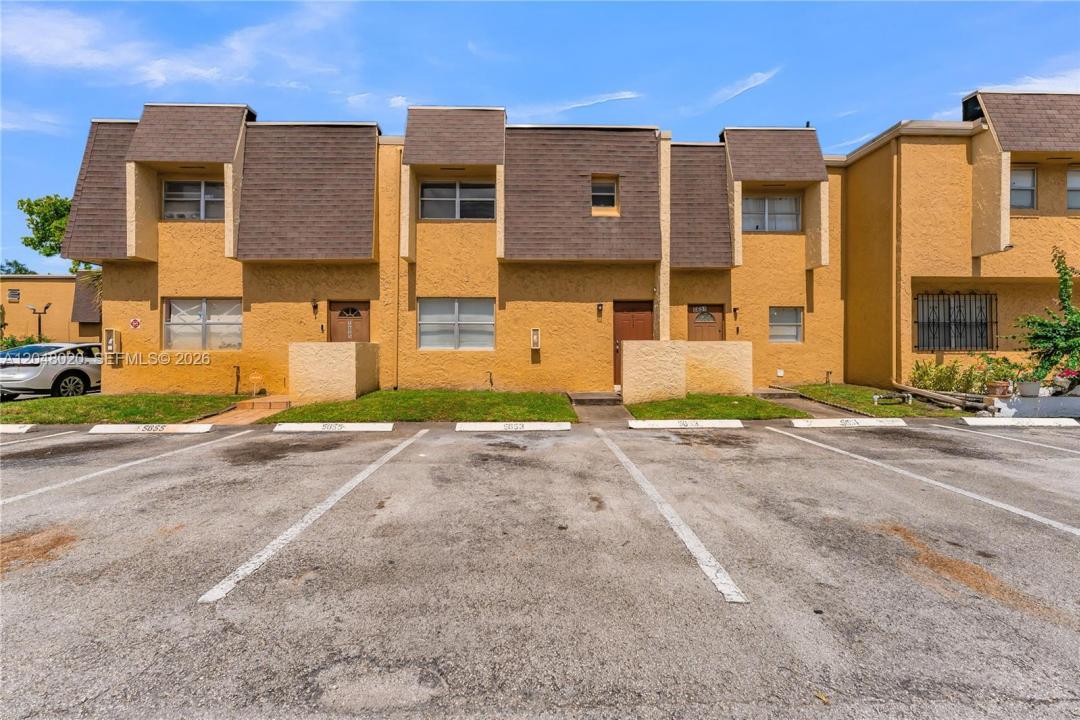 5653 Blueberry CT # 2, Lauderhill, Floride 33313, États-Unis