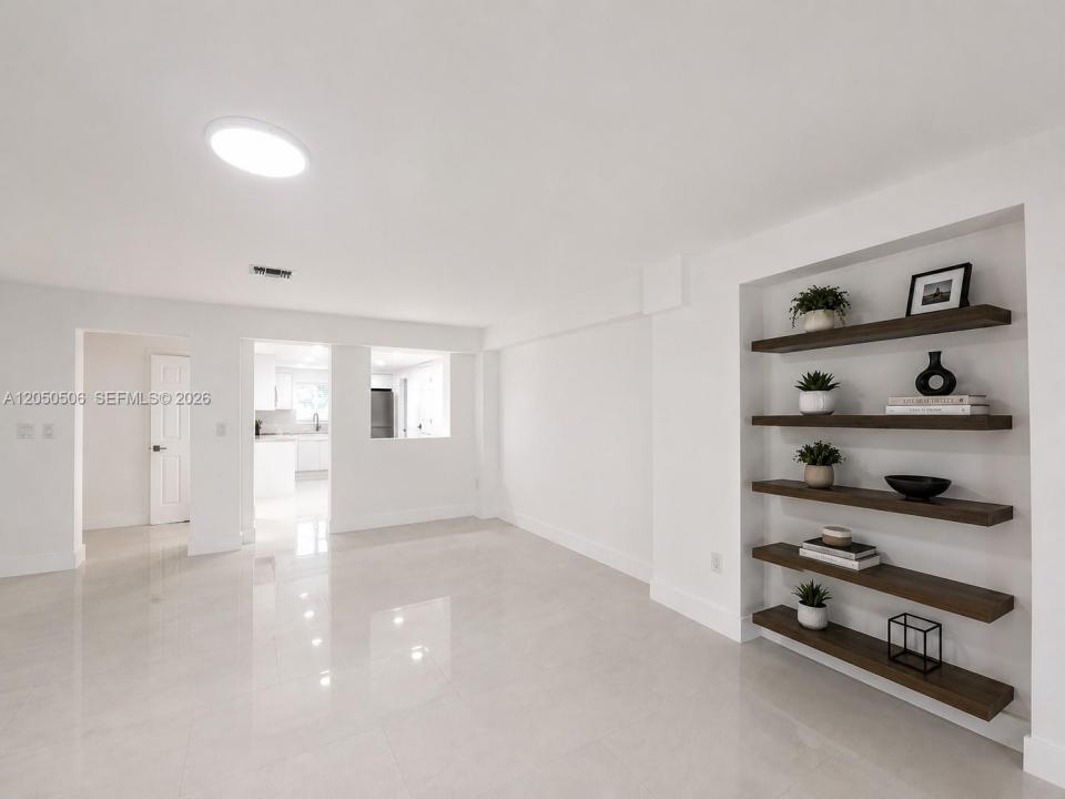 5190 E 1st Ave B, Hialeah, Florida 33013, Estados Unidos