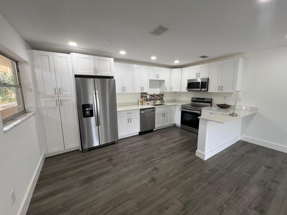 4111 Stirling Rd 209, Dania Beach, Floride 33314, États-Unis