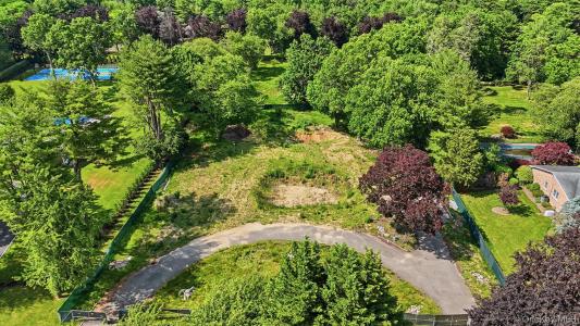 9 Terrace Court, North Hempstead, Nova Iorque 11568, Estados Unidos