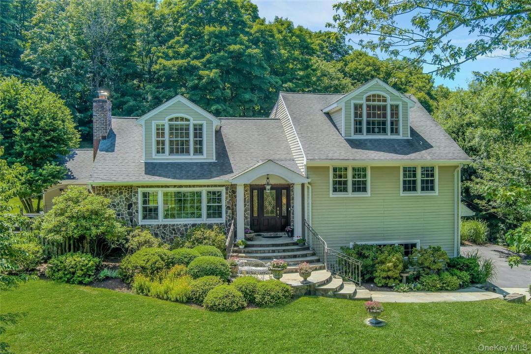 22 Garey Drive, New Castle, New York 10514
