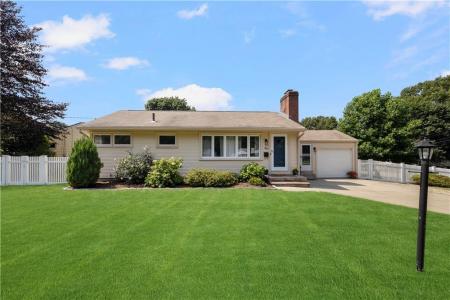 96 Redwood Drive, Cranston, Rhode Island 02920, USA