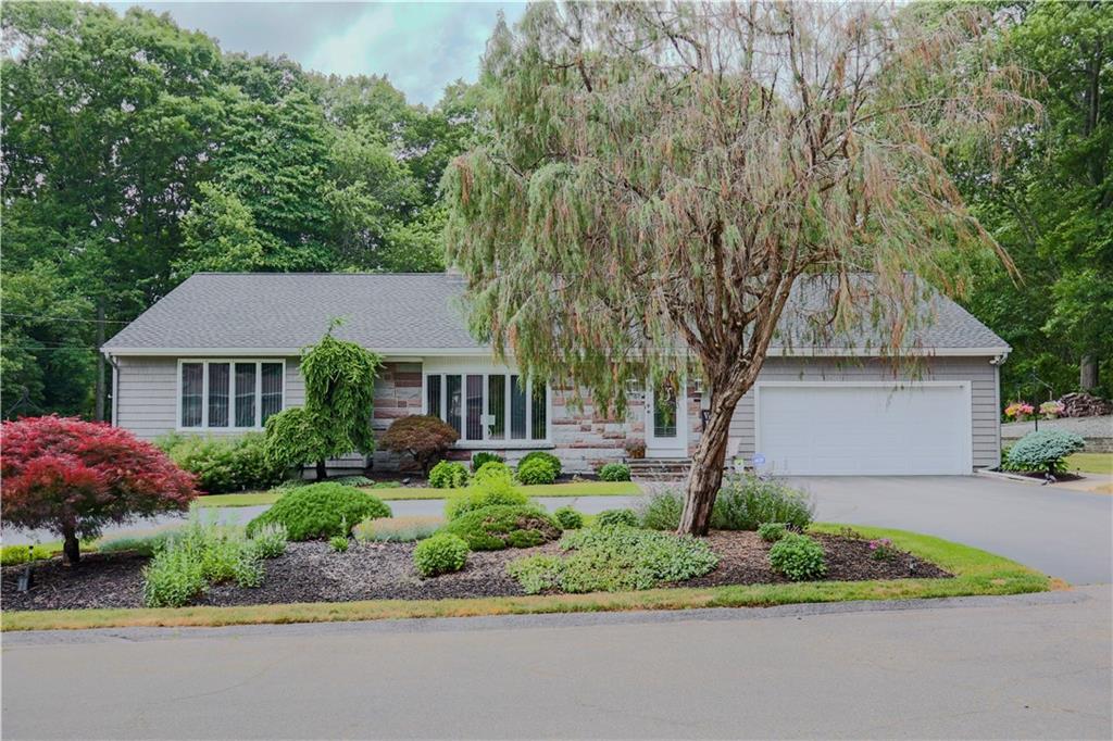 42 Elmdale Avenue, Johnston, Rhode Island 02919, États-Unis
