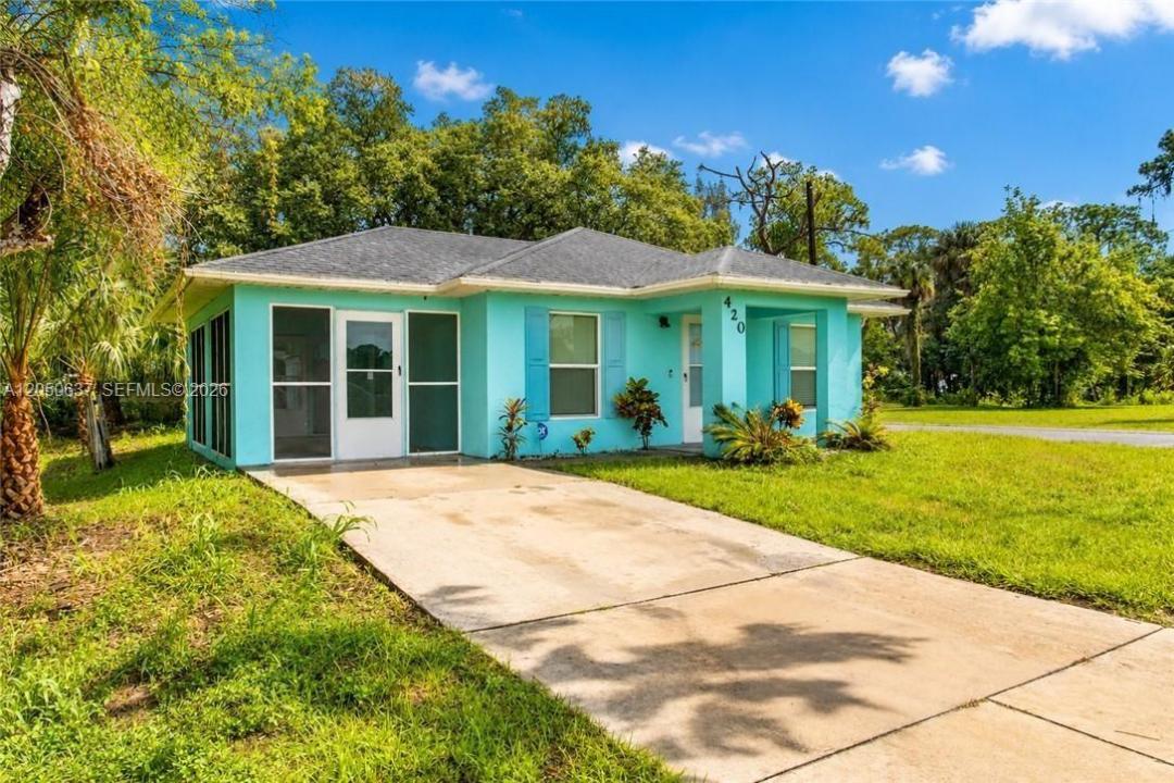 420 DR Martin Luther King Blvd, La Belle, Florida 33935, USA