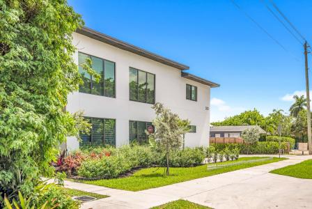 333 NW 41st Street 337, Oakland Park, Florida 33309, USA