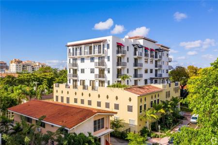 1091 Galiano St 304, Coral Gables, Florida 33134, USA