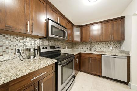 3440 NE 192nd St 1P-A, Aventura, Florida 33180, USA