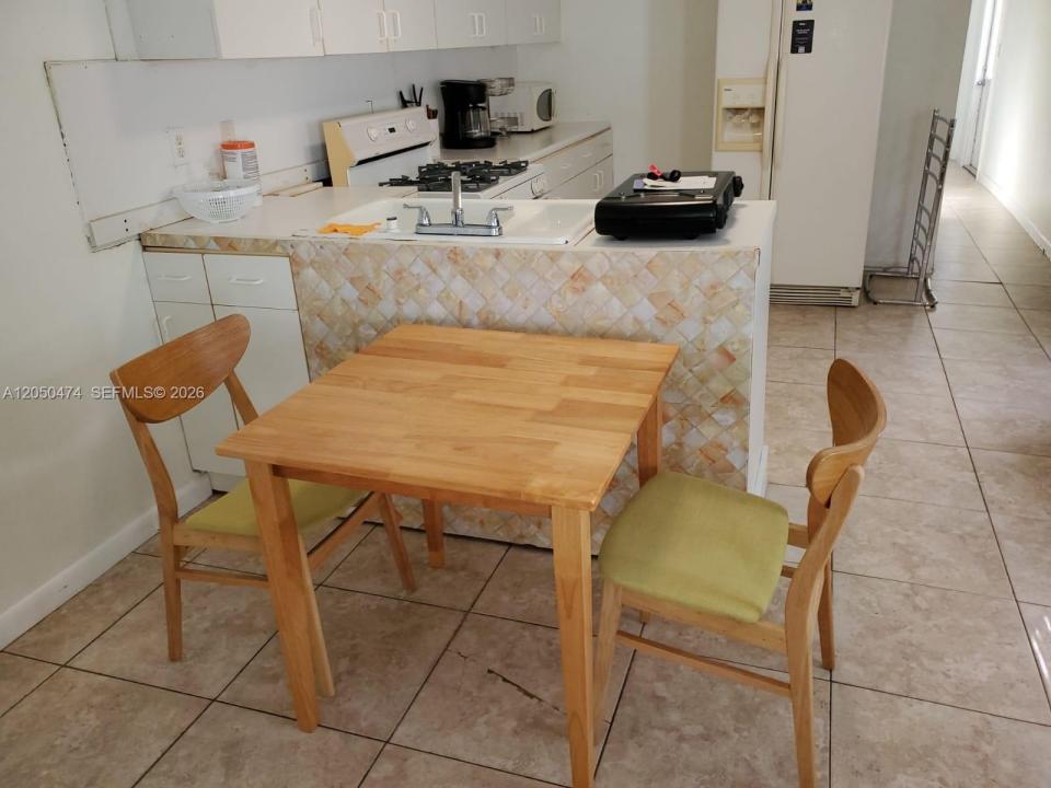 13101 SW 14 St 1, Miami, 플로리다 33184, 미국