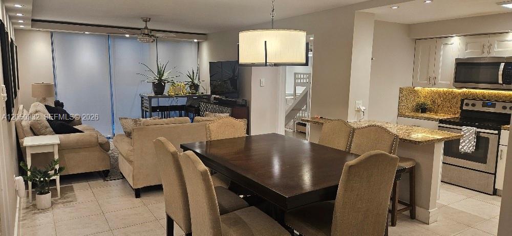 18081 Biscayne Blvd 602, Aventura, Floride 33160, États-Unis