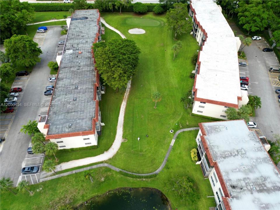 8940 S Hollybrook Blvd 201, Pembroke Pines, Floride 33025, États-Unis