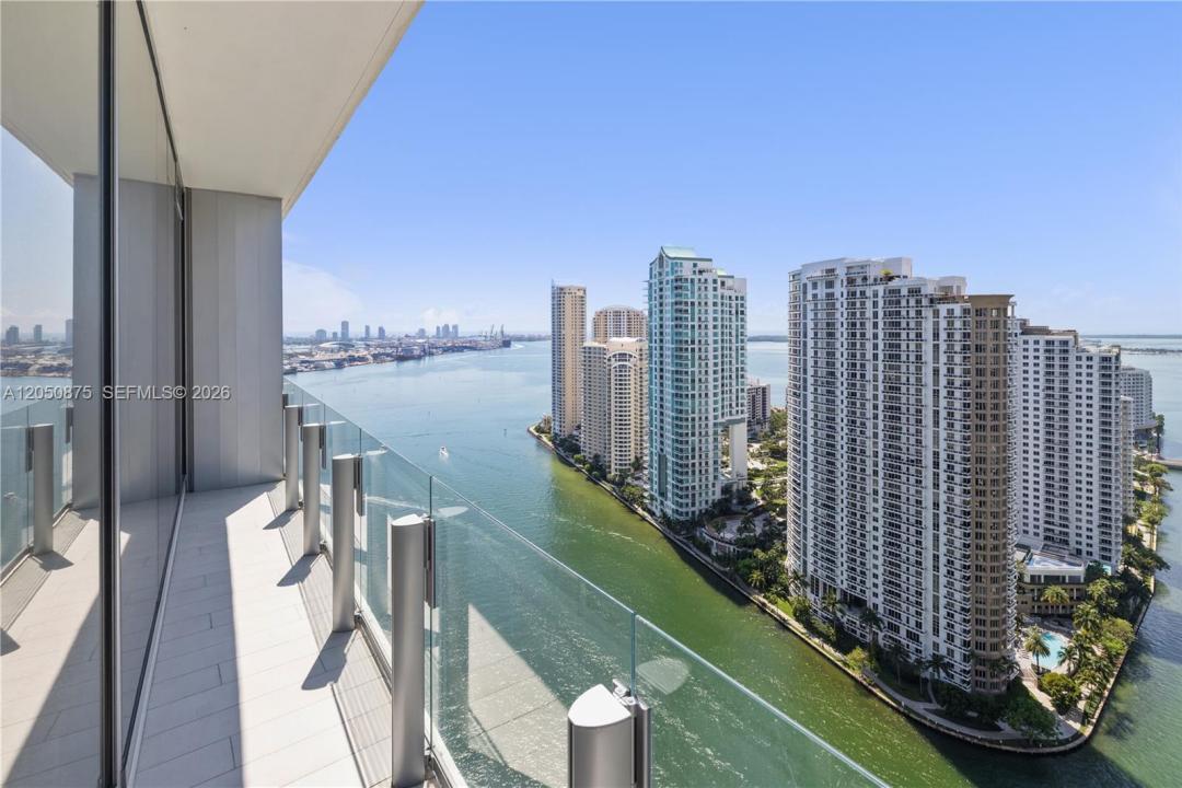 300 Biscayne Blvd Way 3104, Miami, Florida 33131, Stati Uniti