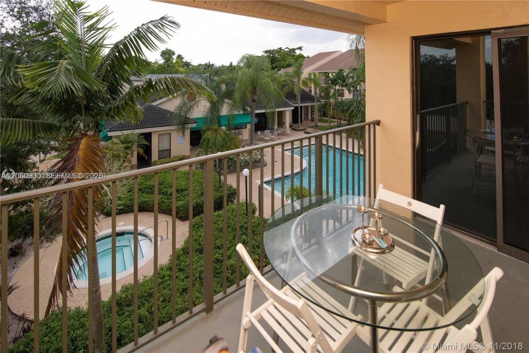 9999 Summerbreeze Dr 403, Sunrise, Floride 33322, États-Unis