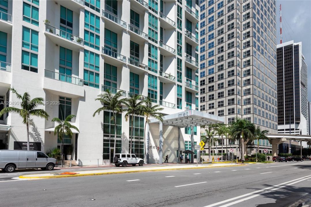 300 S Biscayne Blvd T-2814, Miami, Florida 33131, Stati Uniti