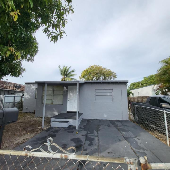 210 SW 30th Ave 210, Miami, Floride 33135, États-Unis