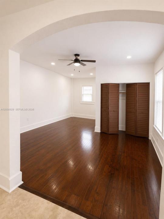 1319 Meridian Ave 208, Miami Beach, Floride 33139, États-Unis