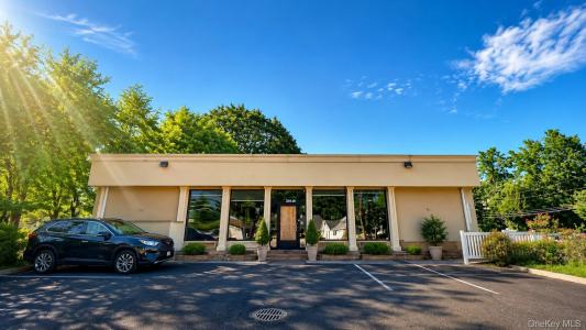 217 Jericho Turnpike E, Huntington, Nova Iorque 11746, Estados Unidos