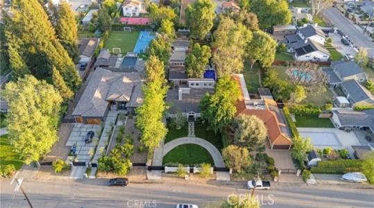 Collins Street, Woodland Hills, Californie 91367, États-Unis