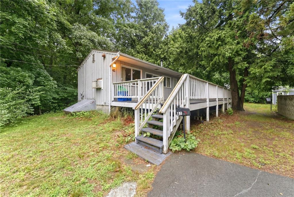 41 Shirley Street, Warwick, Rhode Island 02888, États-Unis