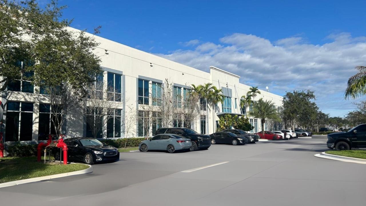 2000 NW 150th Avenue 1110, Pembroke Pines, Florida 33028