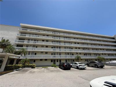 2851 Leonard Dr J511, Aventura, Florida 33160, USA