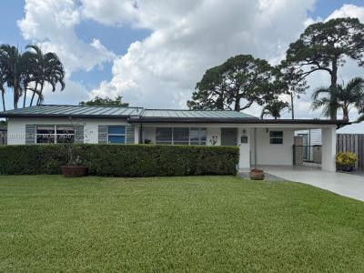 330 NE 48th St, Oakland Park, Florida 33334, USA