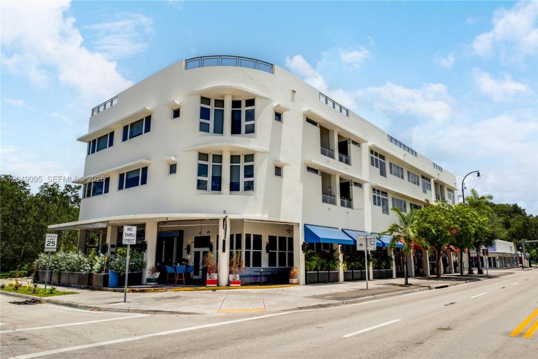 6701 Biscayne Blvd 204, Miami, Florida 33138, USA