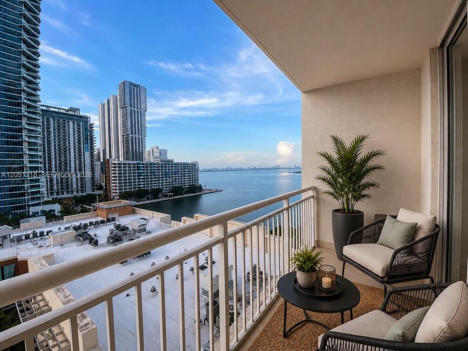 2000 N Bayshore Dr 1107, Miami, Florida 33137, Stati Uniti