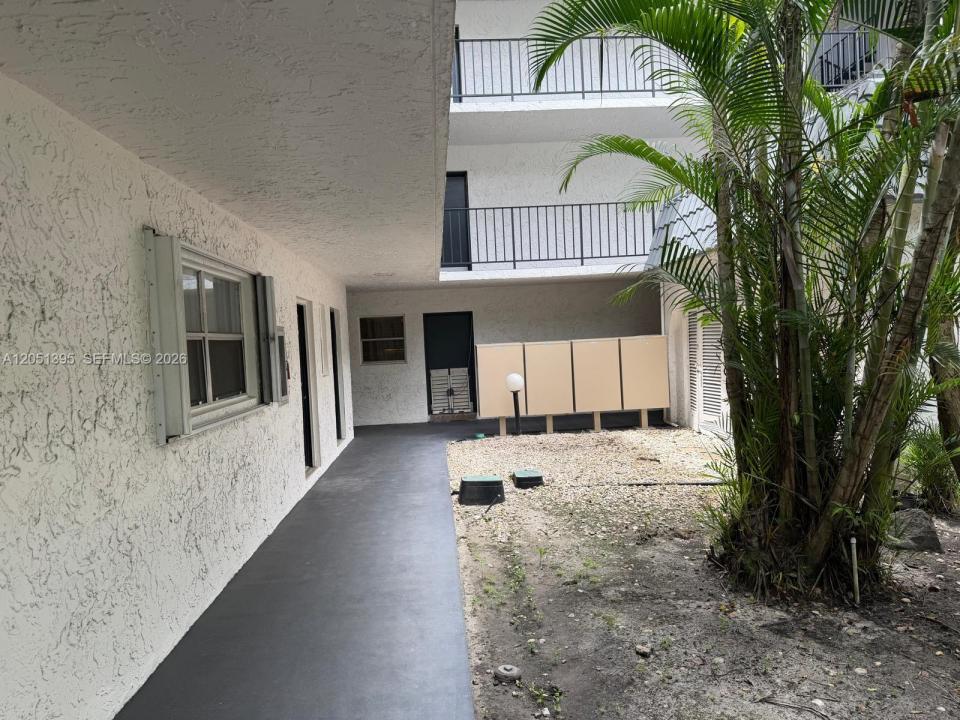 3280 Spanish Moss Ter 110, Lauderhill, Florida 33319, Stati Uniti