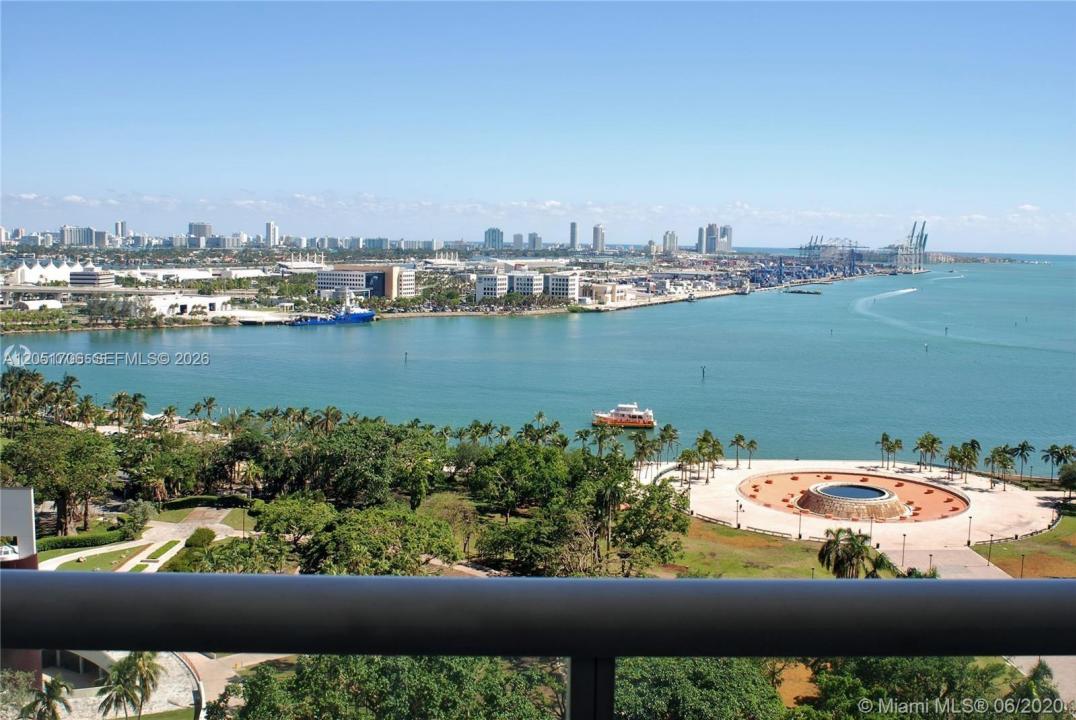 50 Biscayne Blvd 2810, Miami, Florida 33132, Stati Uniti
