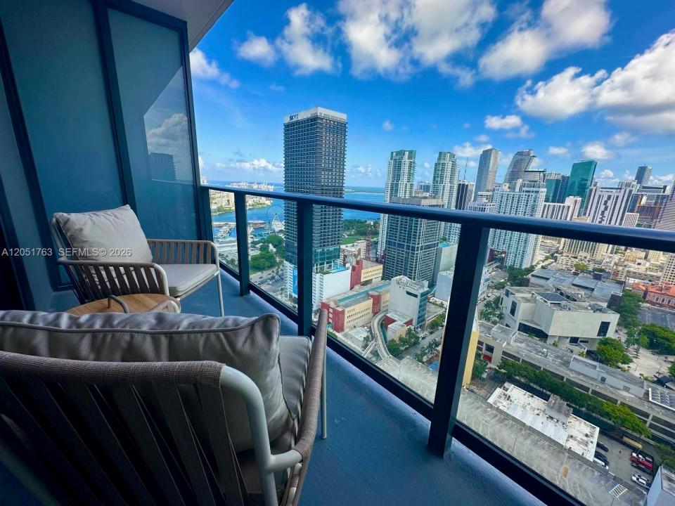 159 NE 6th St 3306, Miami, Floride 33132, États-Unis