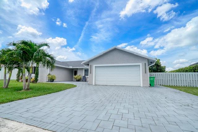 15810 N Wind Cir, Sunrise, Florida 33326