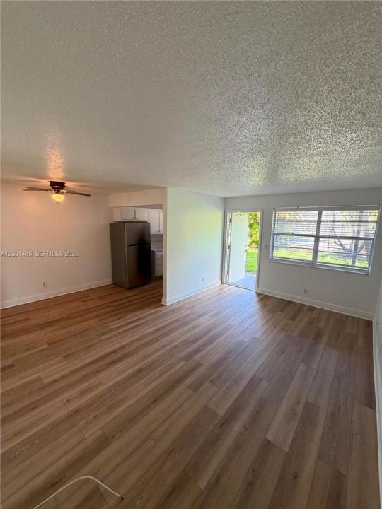 7041 Sunset Strip 109, Sunrise, Floride 33313, États-Unis