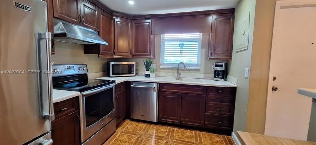 3100 NE 49th St 510, Fort Lauderdale, Florida 33308, USA