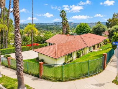 Cloverview, Glendora, California 91741, Stati Uniti