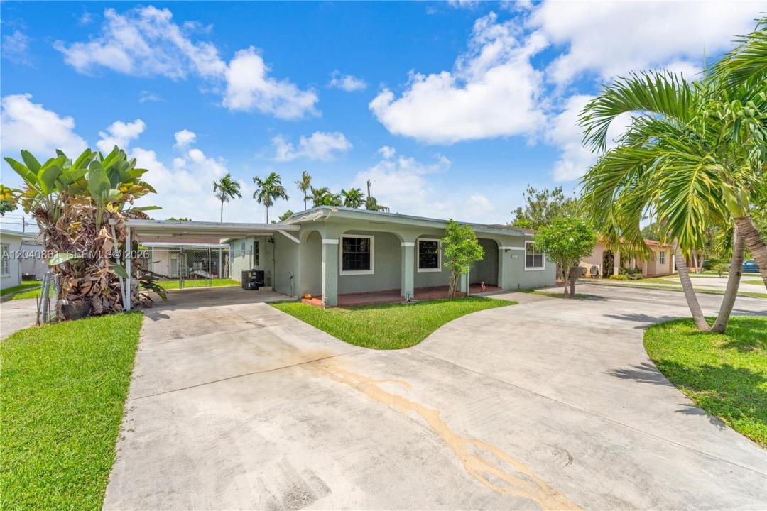 6860 SW 18th St, Miami, Florida 33155, USA