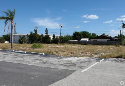 1122 S J Street, Lake Worth Beach, Florida 33460