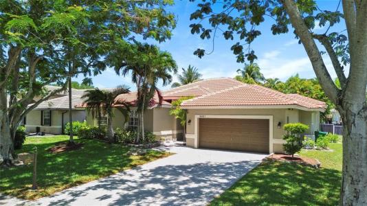 6421 NW 41st Street, Coral Springs, Florida 33067