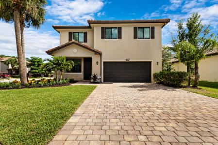4846 Pond Pine Way, Greenacres, Florida 33463