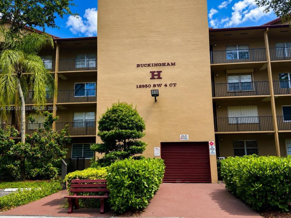 12950 SW 4th Ct 209H, Pembroke Pines, Floride 33027, États-Unis