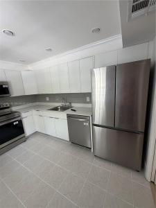 4007 N Cypress Dr 203, Pompano Beach, Florida 33069, USA