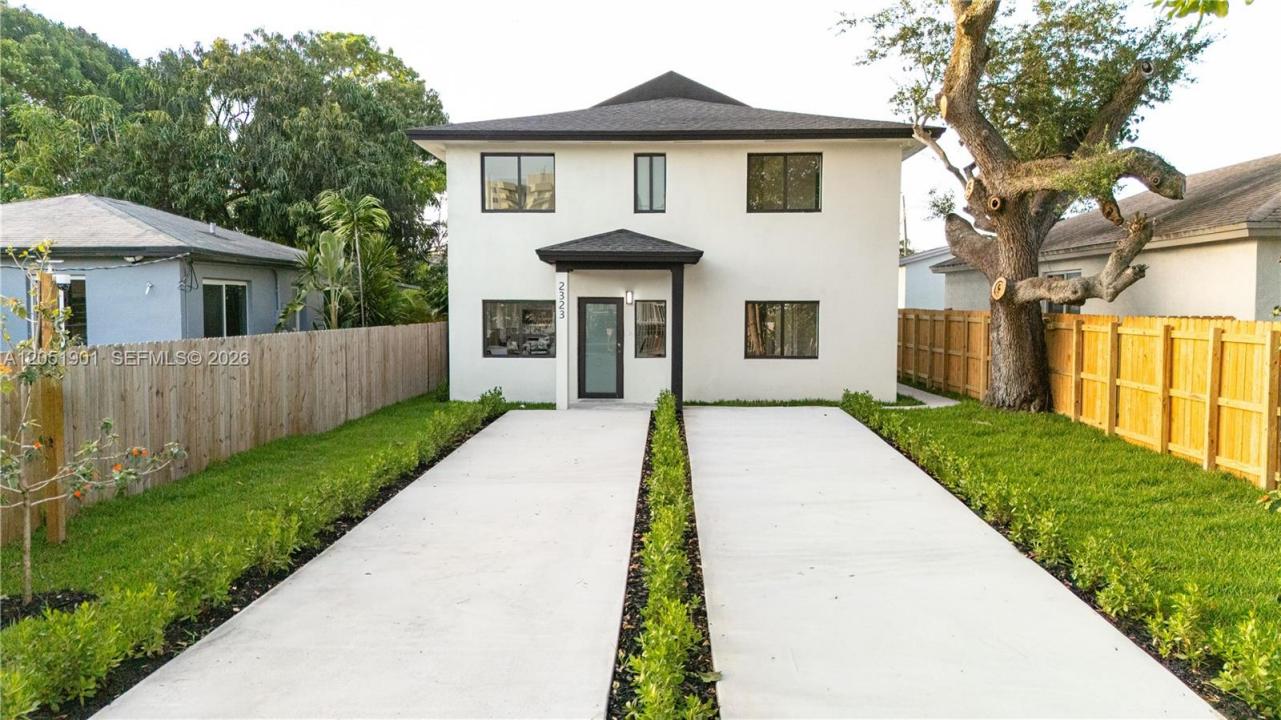 2323 NW 55th Ter, Miami, Floride 33142, États-Unis